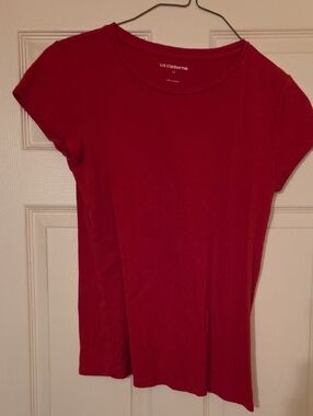 Liz Claiborne Deep Red Short-Sleeve Crewneck Tee